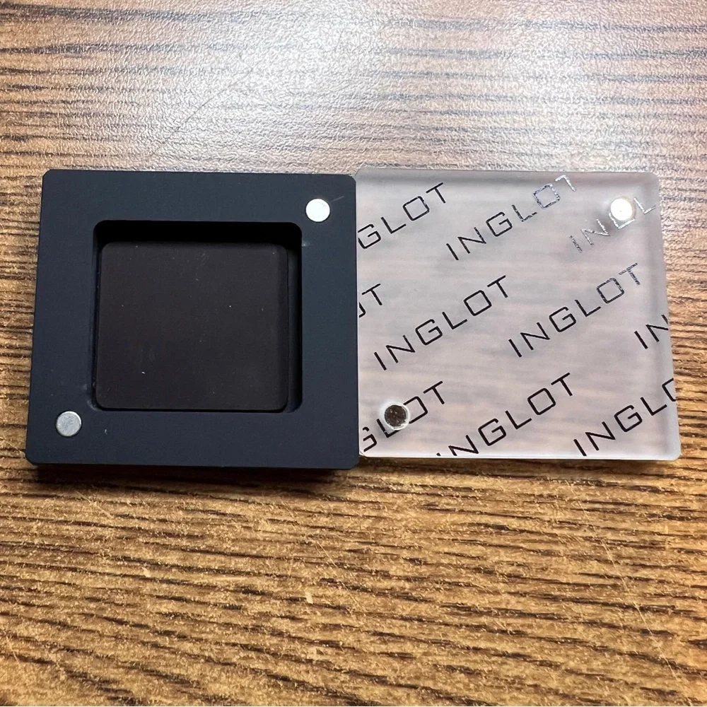 Inglot Freedom System Palette (1) Square